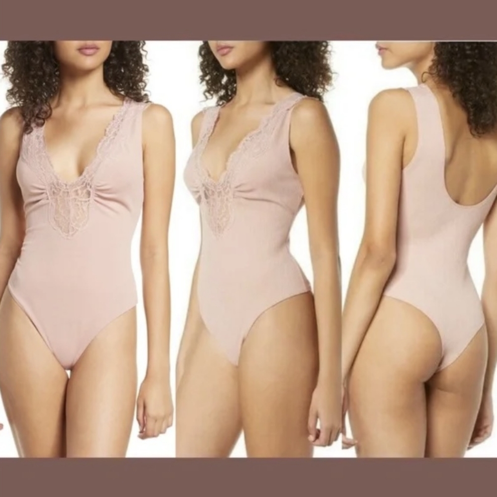 Free People Intimately First Call Mauve Bodysuit. Size: Medium.